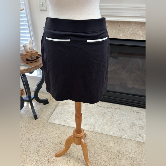 NWT Belyn Key Onyx Pocket Zip Skort - Picture 6 of 8